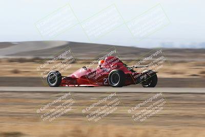 media/Nov-17-2024-CalClub SCCA (Sun) [[5252d9c58e]]/Group 5/Qual (Star Mazda Entrance)/